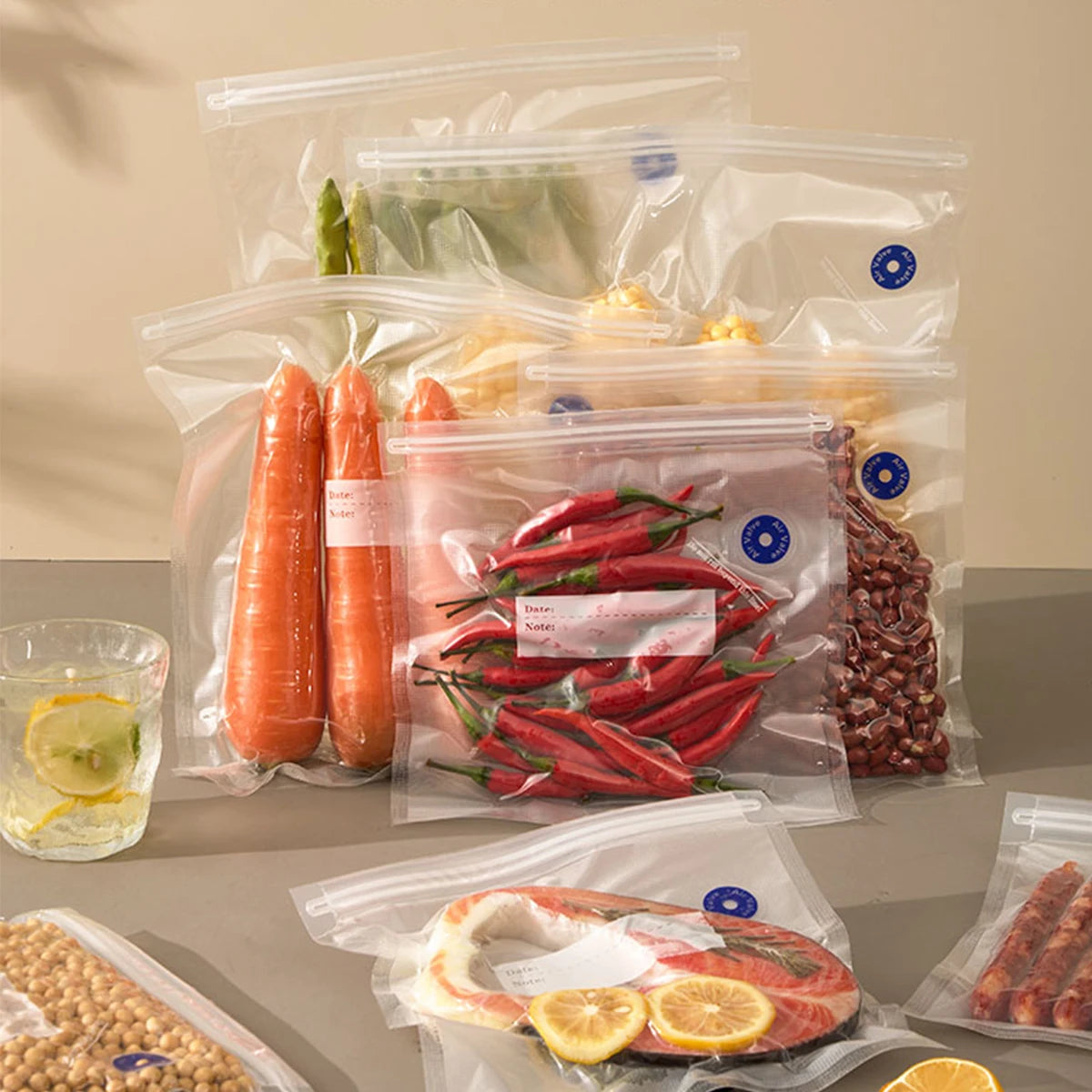 22packs ( 20pcs Vaccum Food Storage Bag and 2pcs Sealing Clips) Packaging Bags, Reusable Clear Vacuum Food Storage Bag